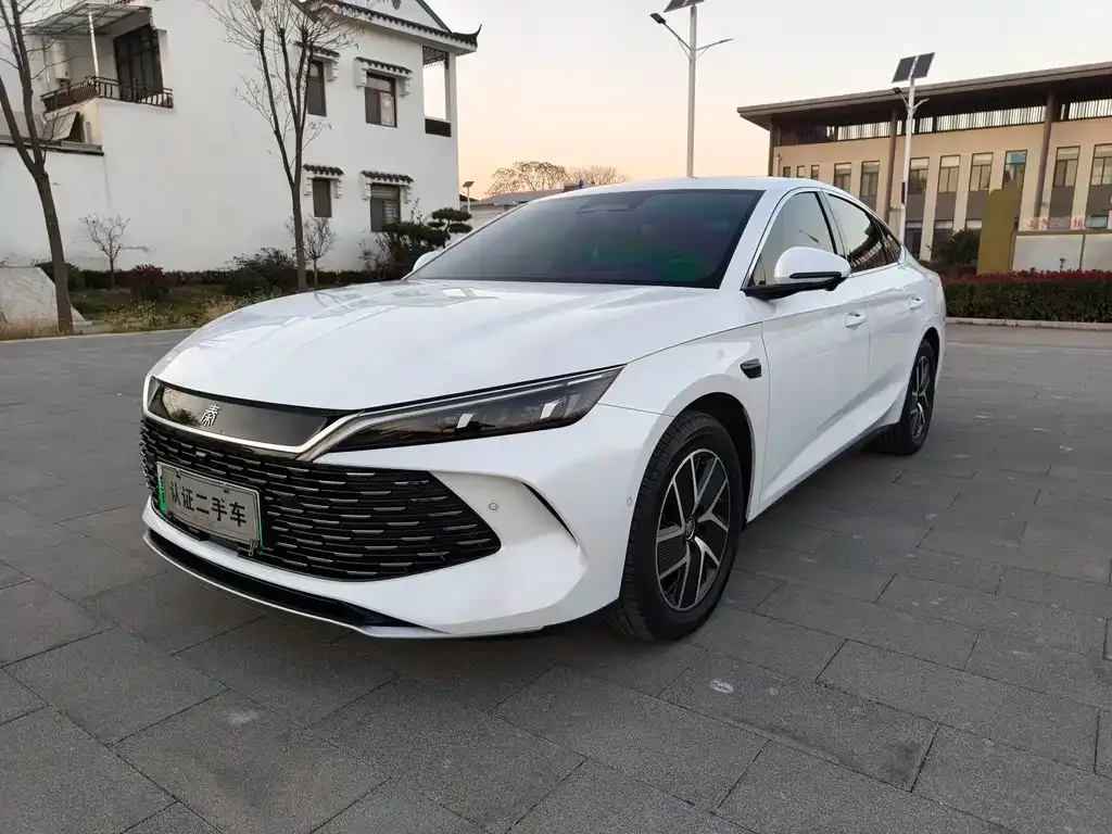 BYD Qin L — фото 1