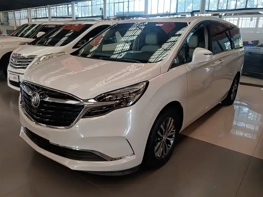 Buick GL8 2022 из CN, фото 1