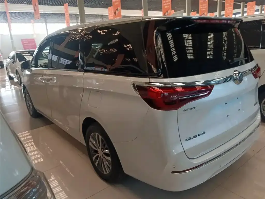 Buick GL8 2022 из CN, фото 5