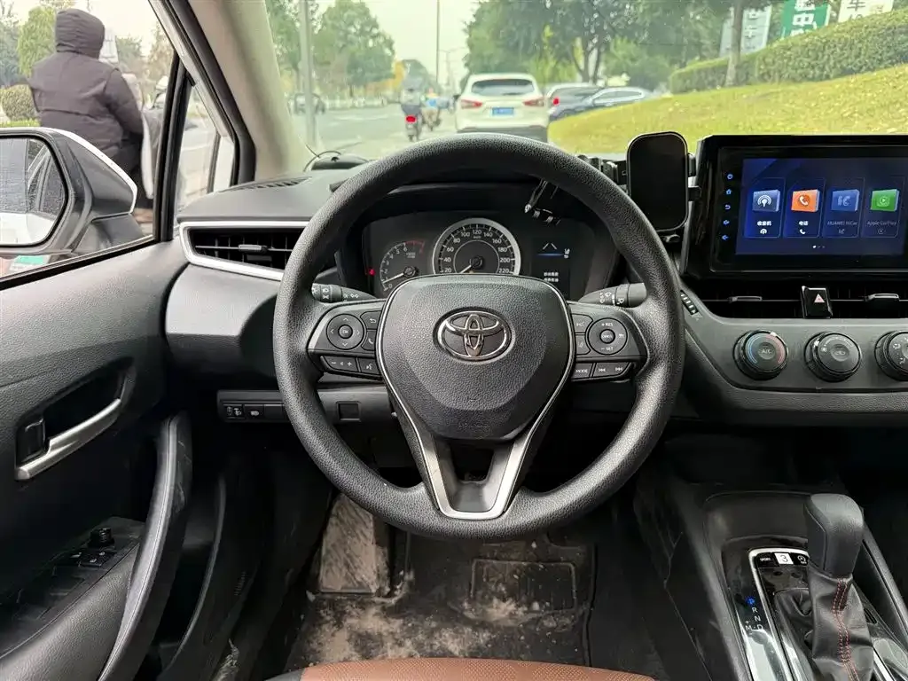 Toyota Corolla 2023 из CN, фото 6
