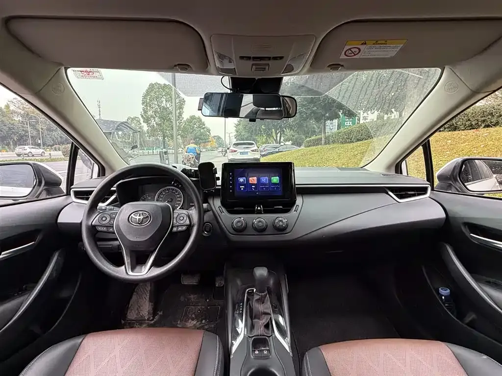 Toyota Corolla 2023 из CN, фото 7