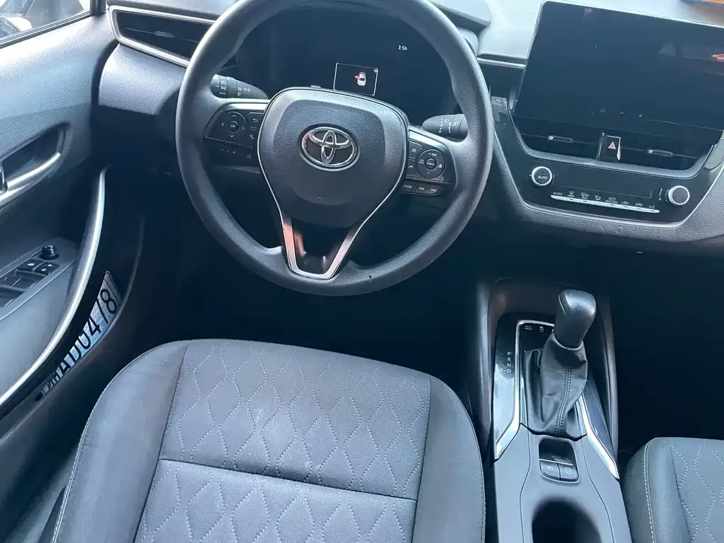 Toyota Corolla — фото 10