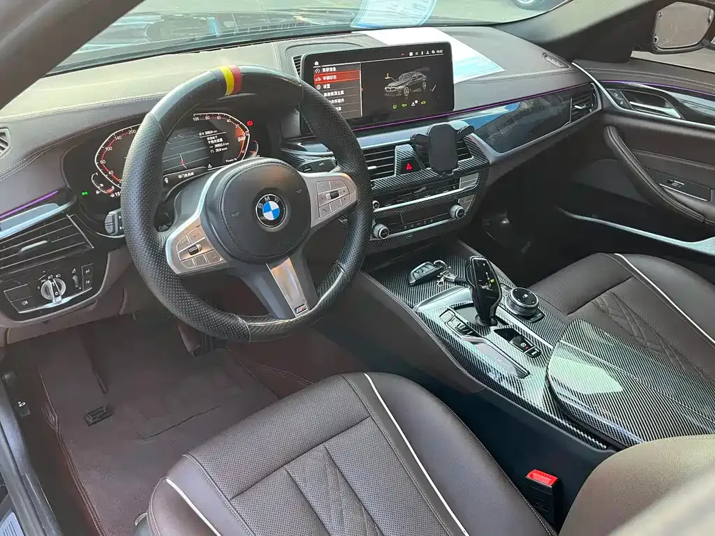 BMW 5 Series — фото 4