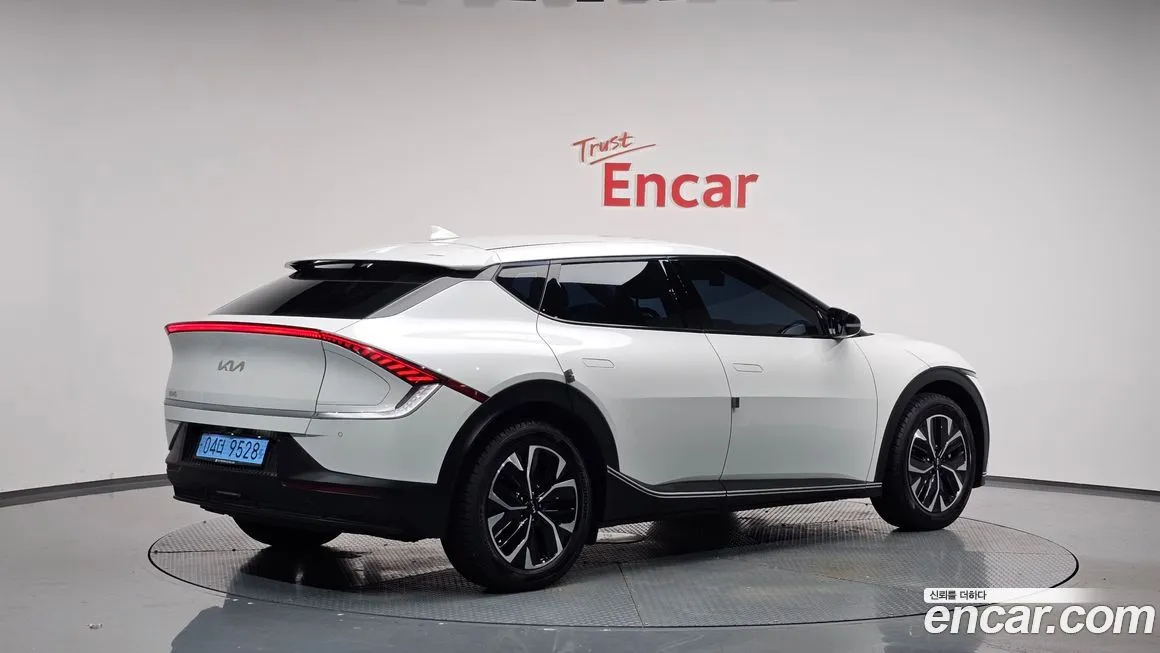 Kia EV6 — фото 2