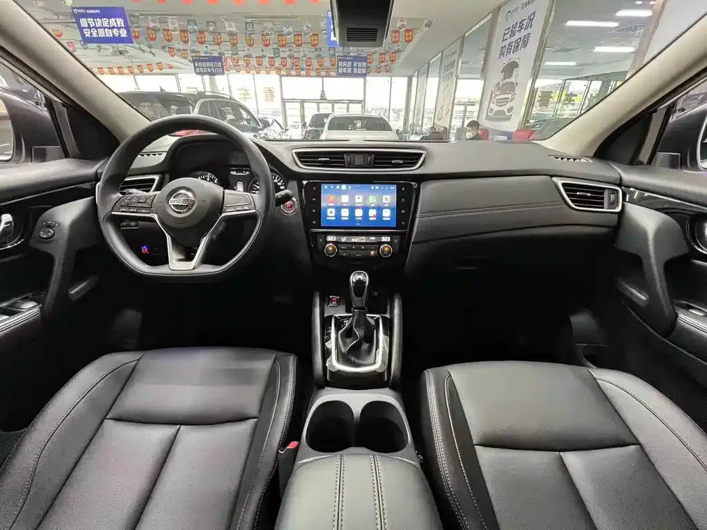 Nissan Qashqai — фото 8