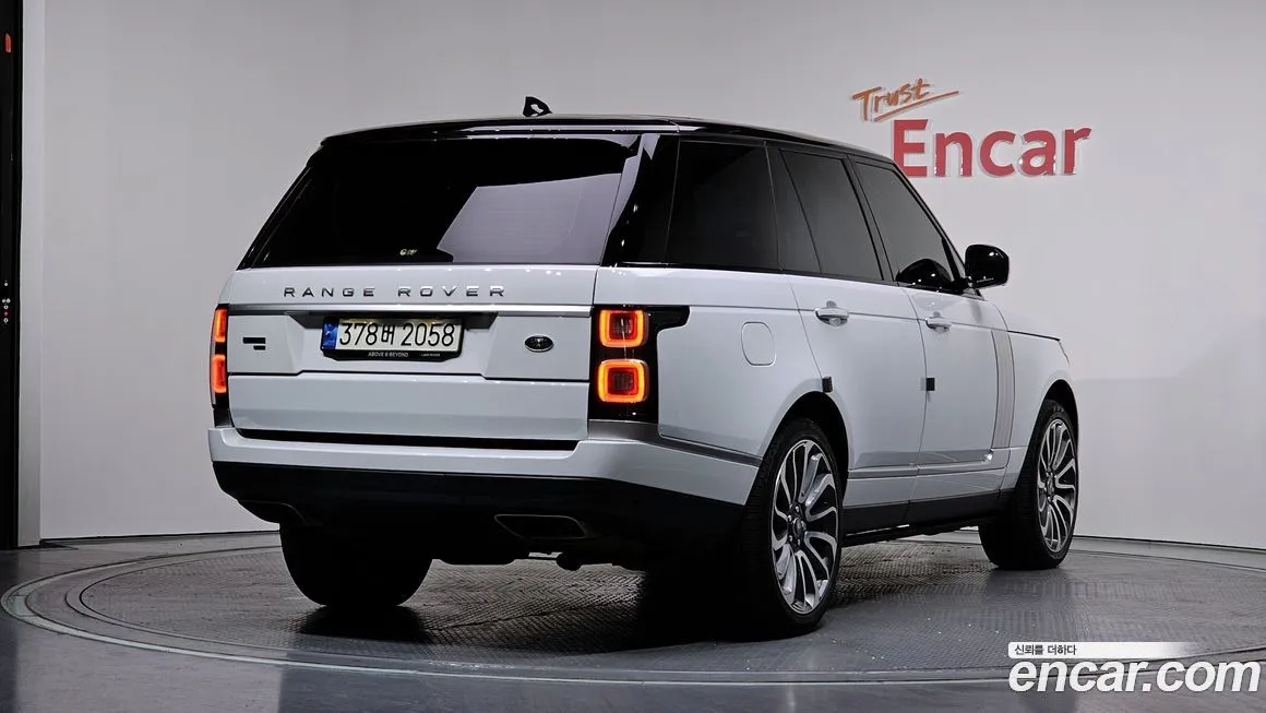 Land Rover Range Rover 2021 из KR, фото 2