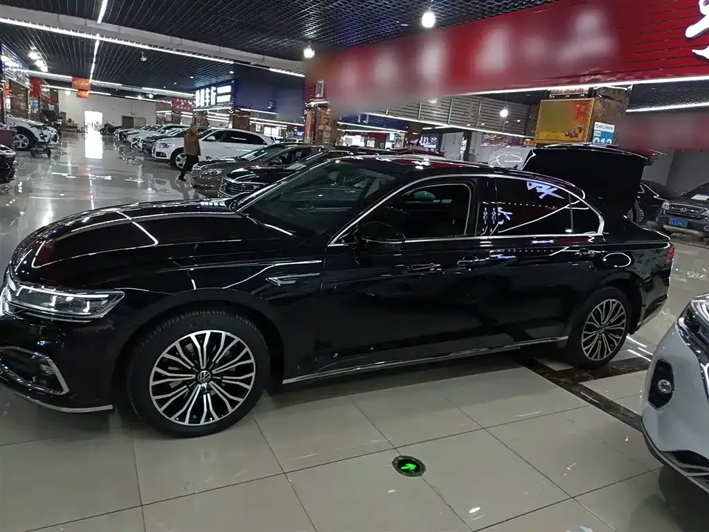 Volkswagen Phideon — фото 5