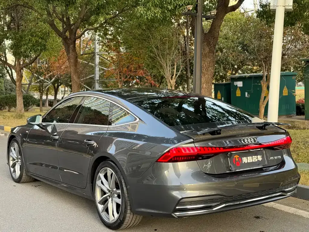 Audi A7 — фото 4