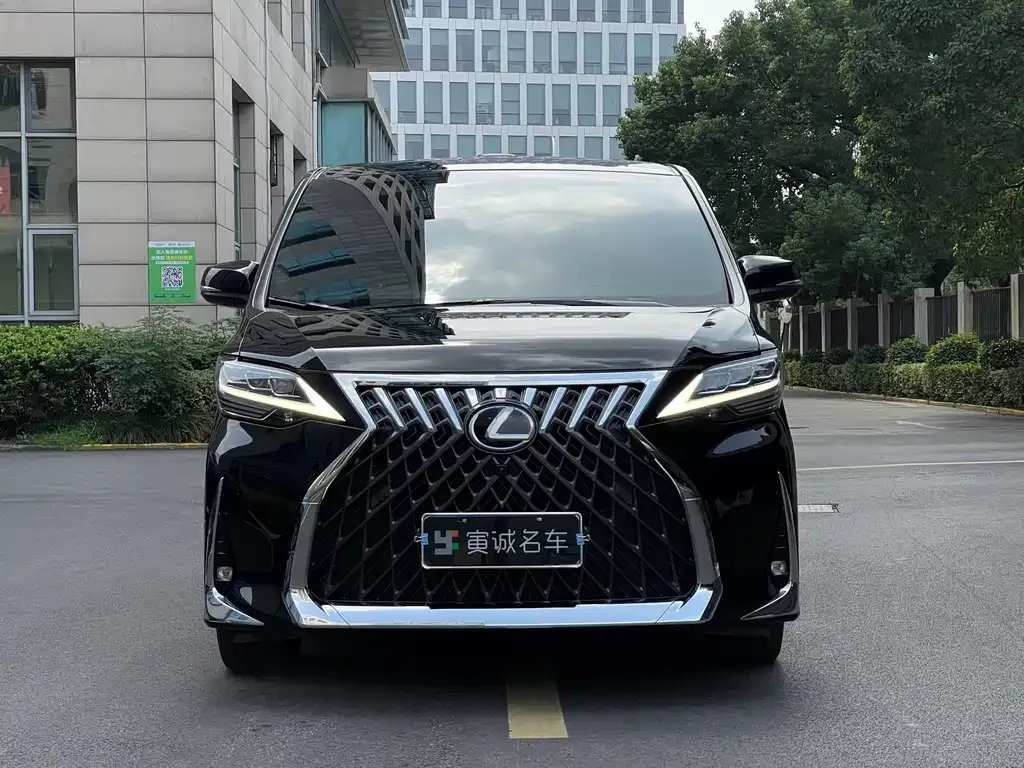Lexus LM 2022 из CN, фото 2