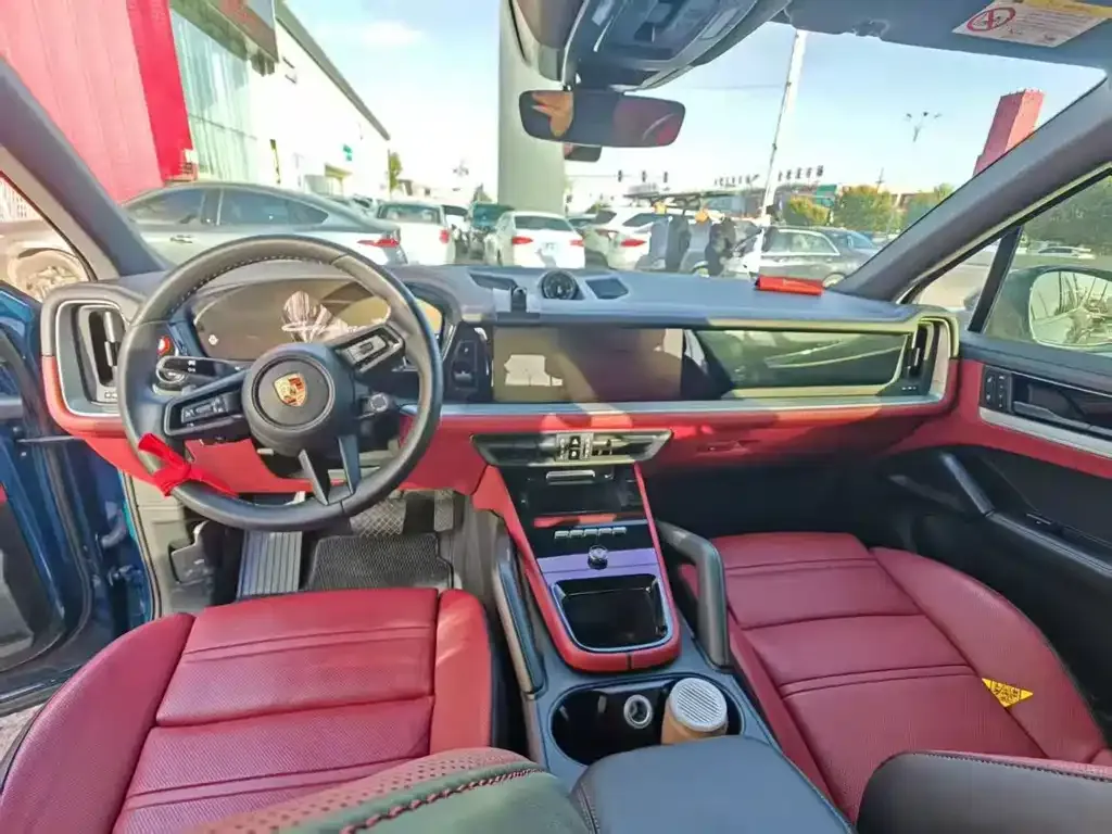 Porsche Cayenne 2024 из CN, фото 2