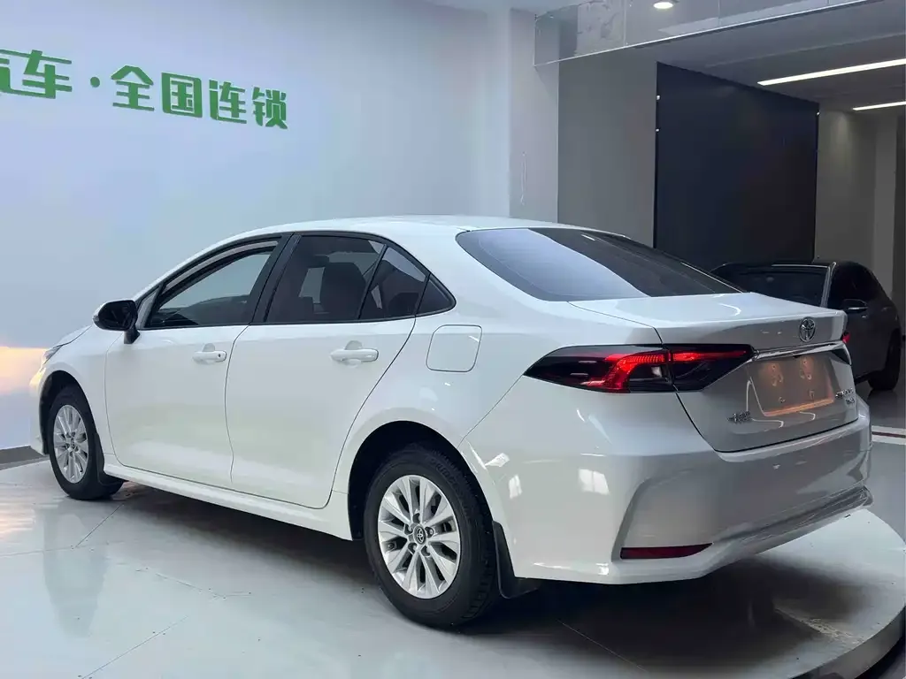 Toyota Corolla 2022 из CN, фото 4