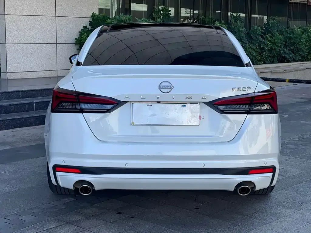 Nissan Teana — фото 4