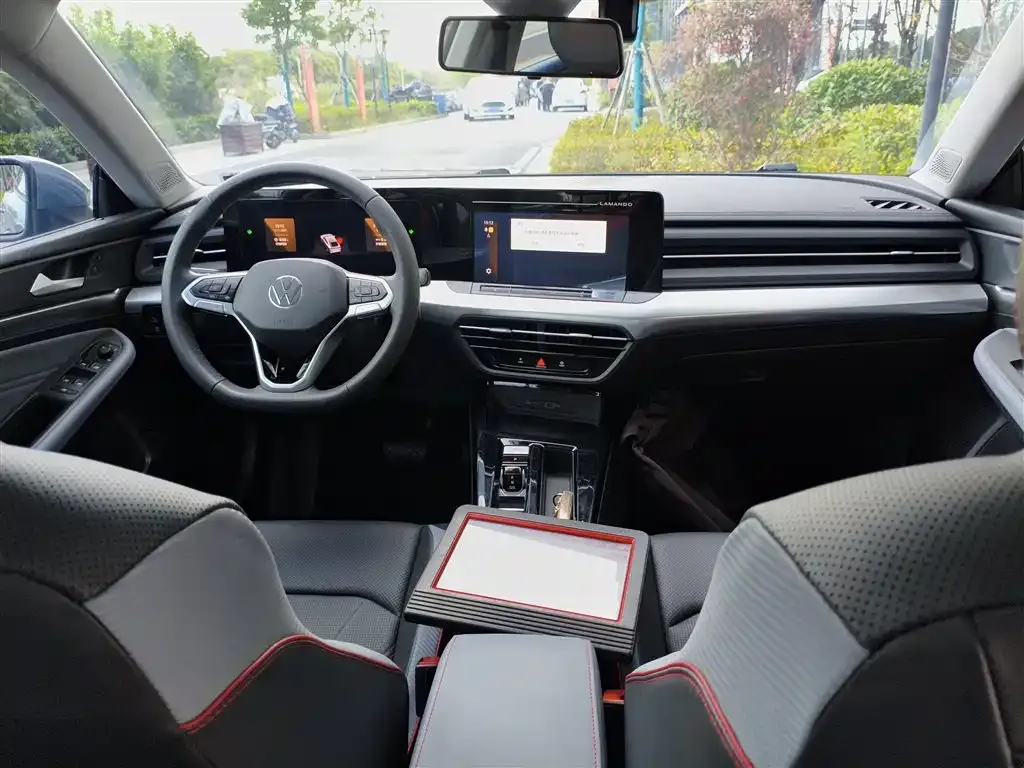 Volkswagen Lamando 2023 из CN, фото 10