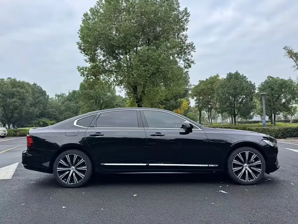 Volvo S90 — фото 4