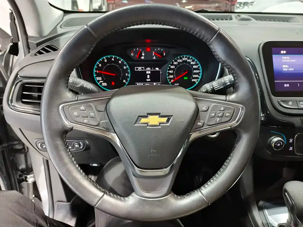 Chevrolet Equinox — фото 10