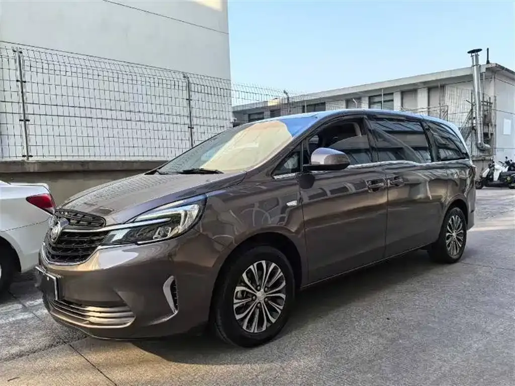 Buick GL8 2022 из CN, фото 2