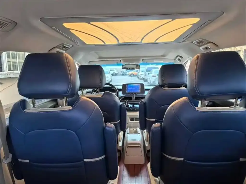 Buick GL8 2022 из CN, фото 8