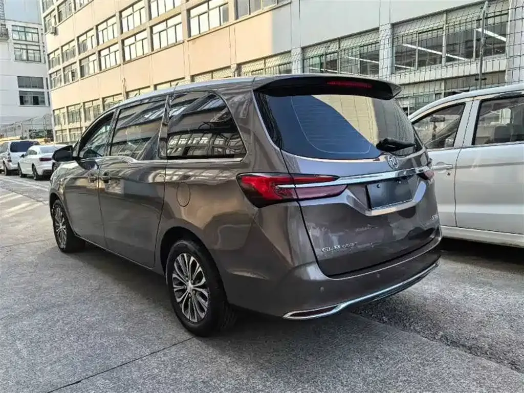 Buick GL8 2022 из CN, фото 9