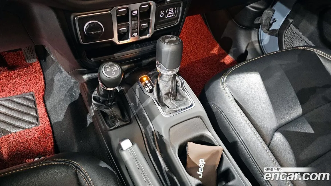 Jeep Wrangler 2024 из KR, фото 9