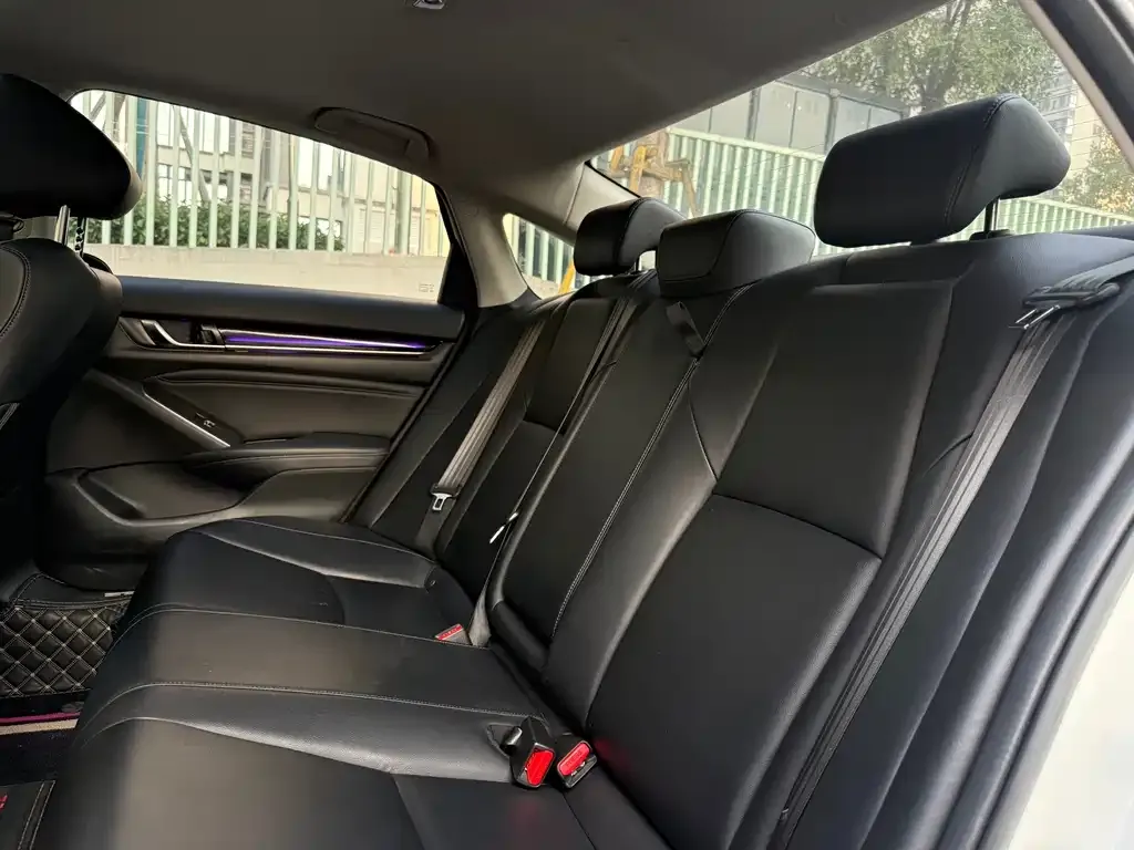 Honda Accord 2022 из CN, фото 10