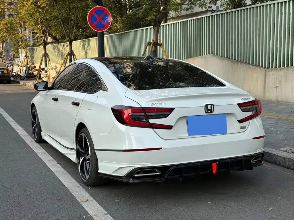 Honda Accord 2022 из CN, фото 6