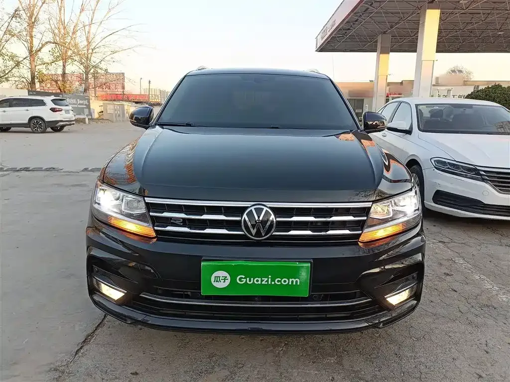 Volkswagen Tiguan L — фото 3