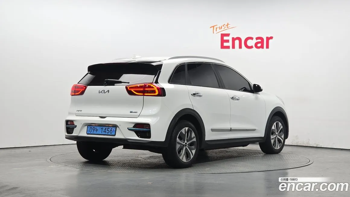 Kia Niro 2022 из KR, фото 2