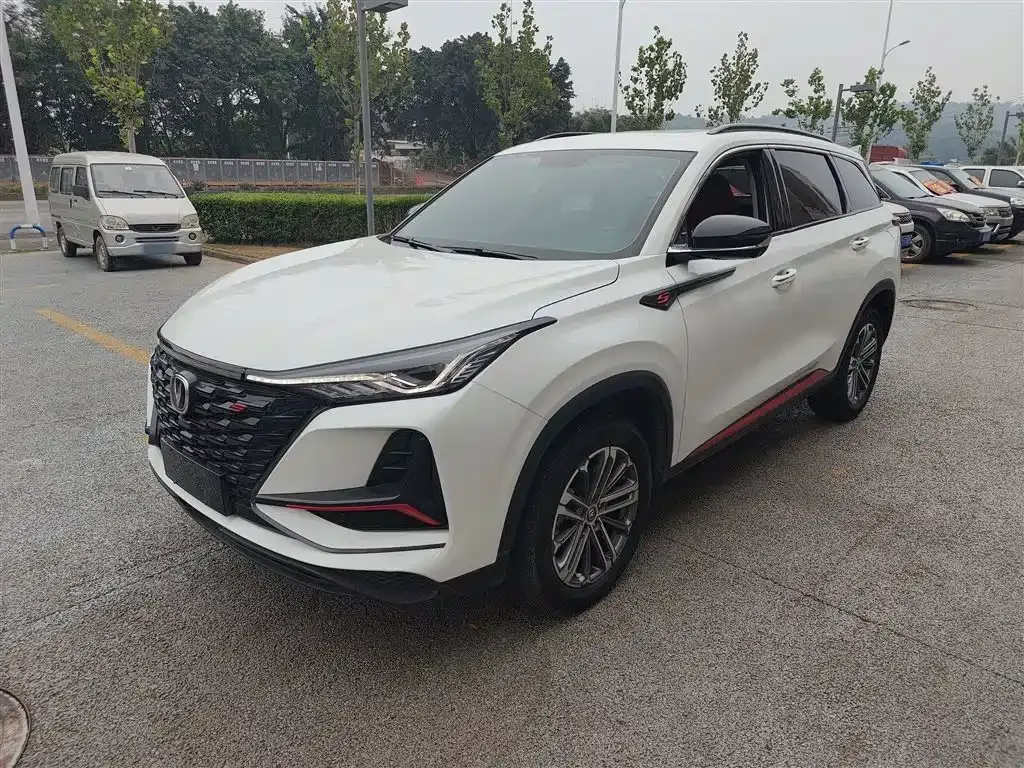 Changan CS75PLUS — фото 2