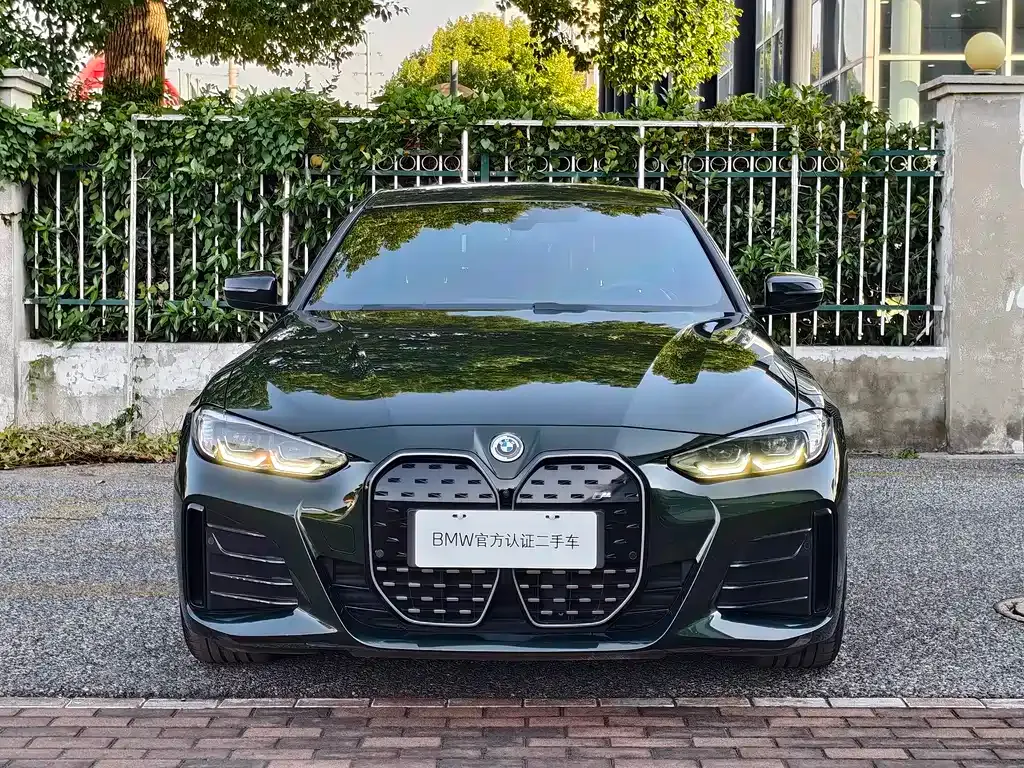 BMW i4 — фото 2