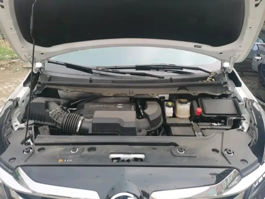 Buick GL8 2024 из CN, фото 10