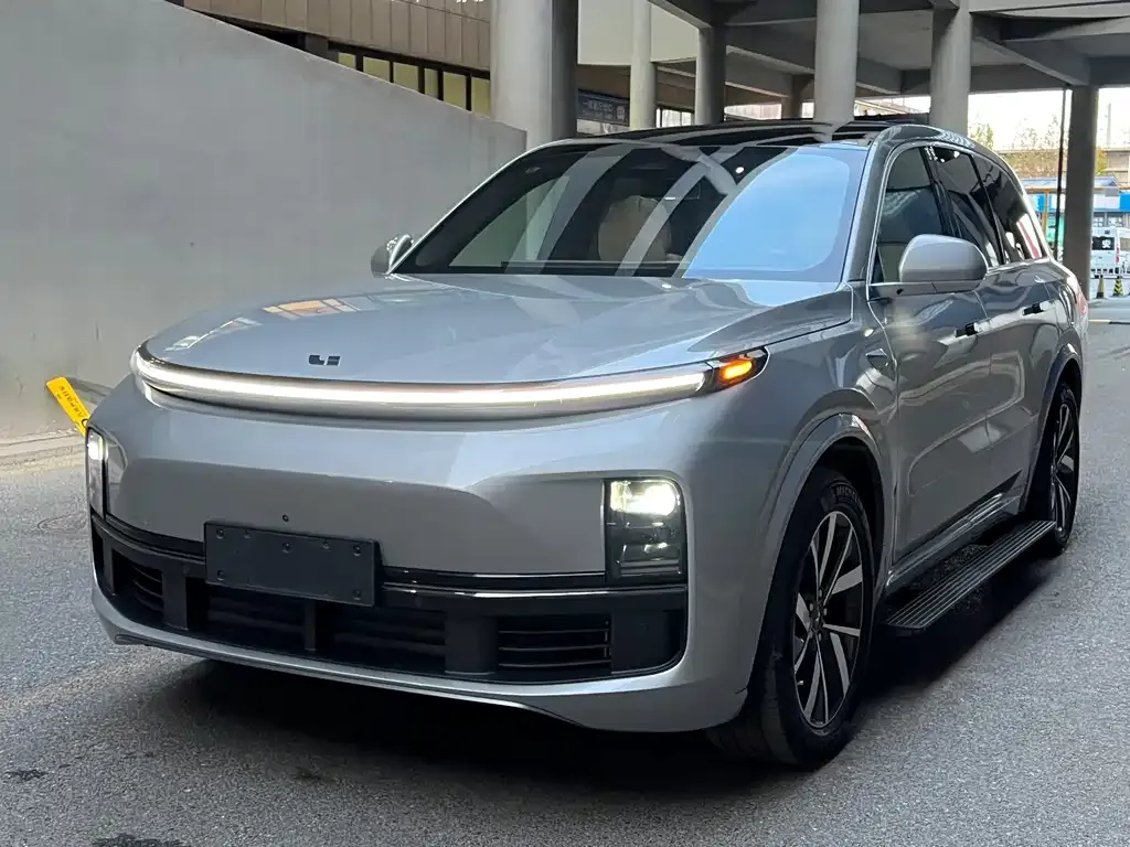 Li Auto L8 2024 из CN, фото 1