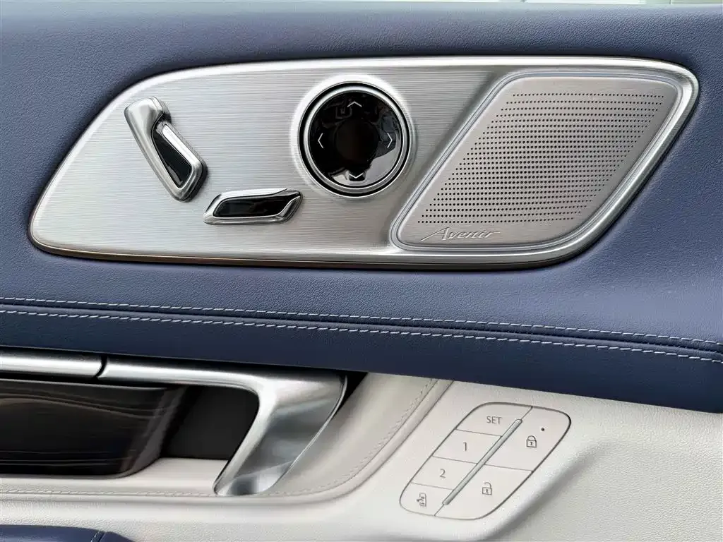 Buick Century 2024 из CN, фото 6