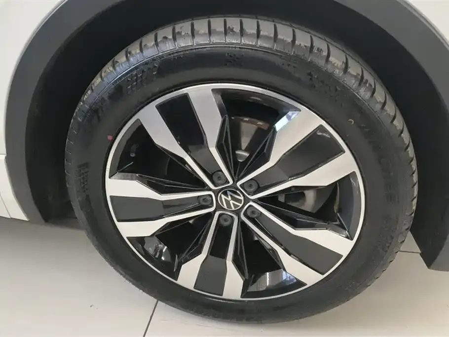 Volkswagen Tiguan L 2022 из CN, фото 5