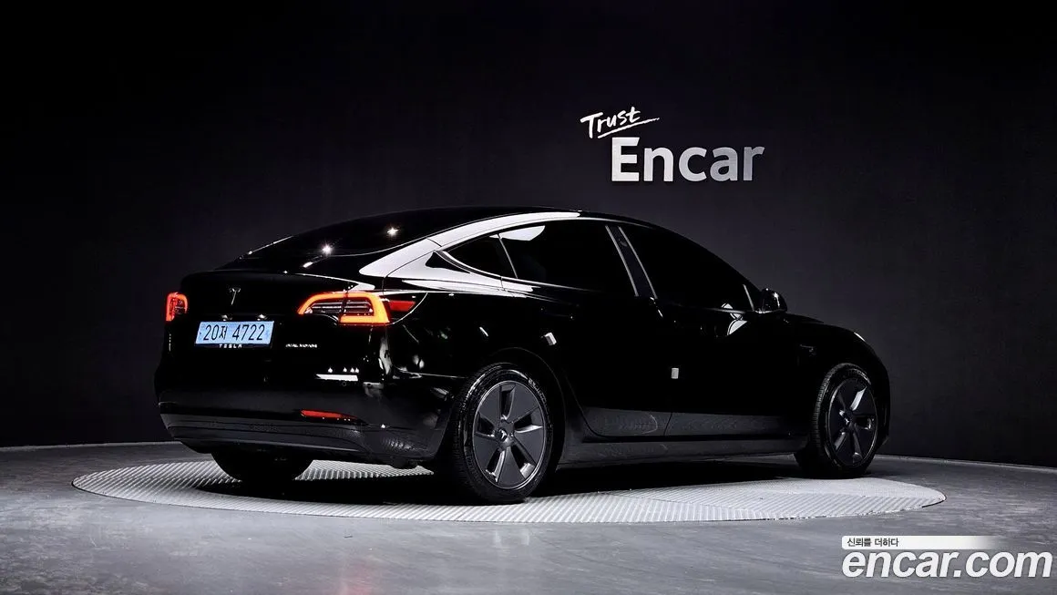 Tesla Model 3 2021 из KR, фото 2