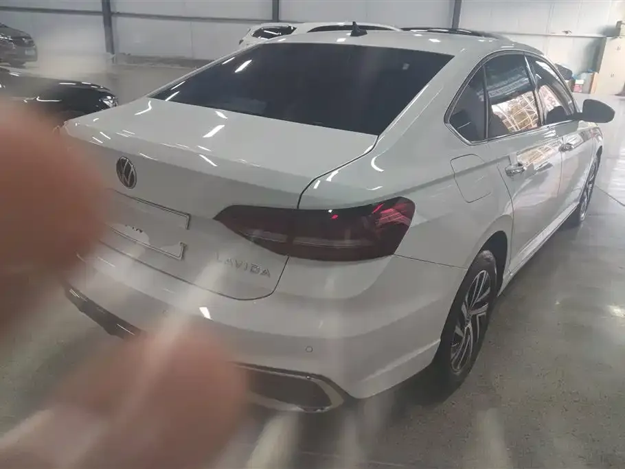 Volkswagen Lavida 2023 из CN, фото 3