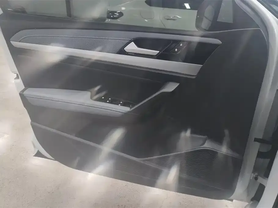 Volkswagen Lavida 2023 из CN, фото 7