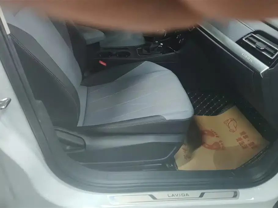 Volkswagen Lavida 2023 из CN, фото 8