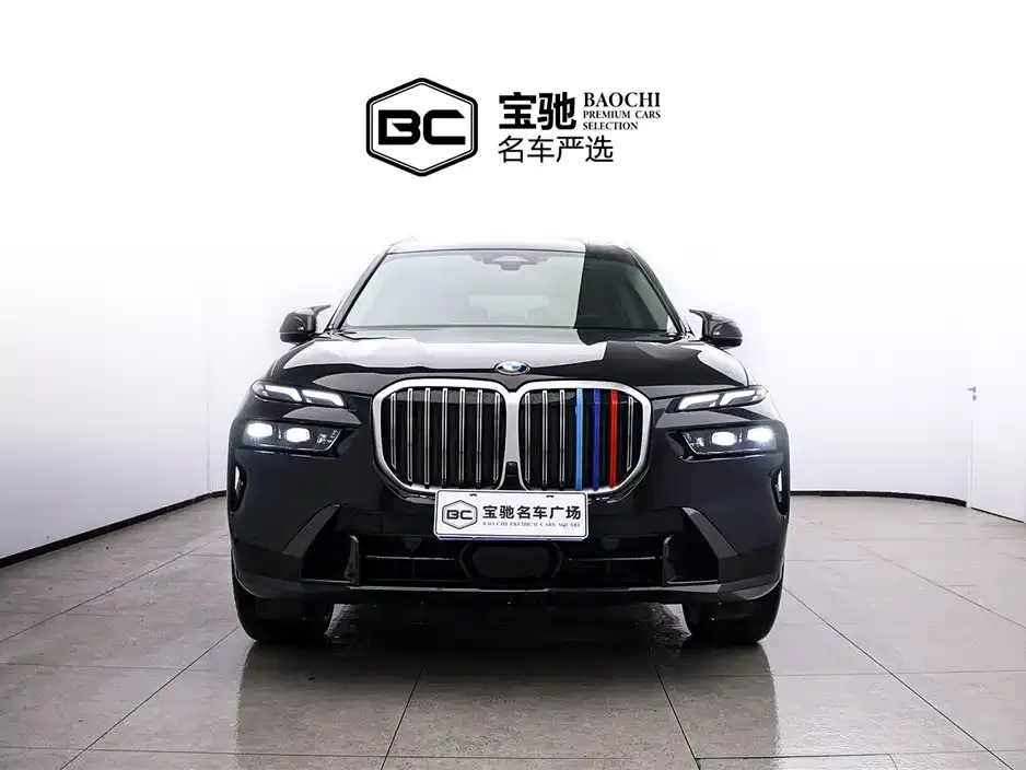BMW X7 2025 из CN, фото 2