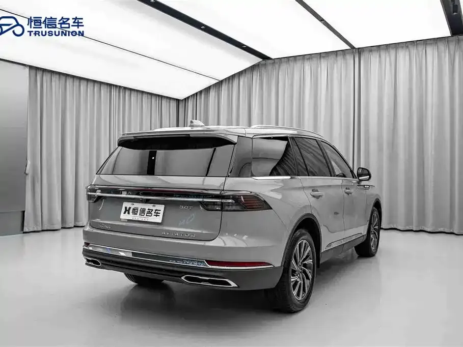 Lincoln Aviator 2025 из CN, фото 5