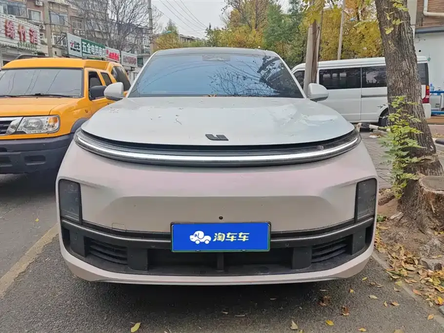 Li Auto L8 2024 из CN, фото 2