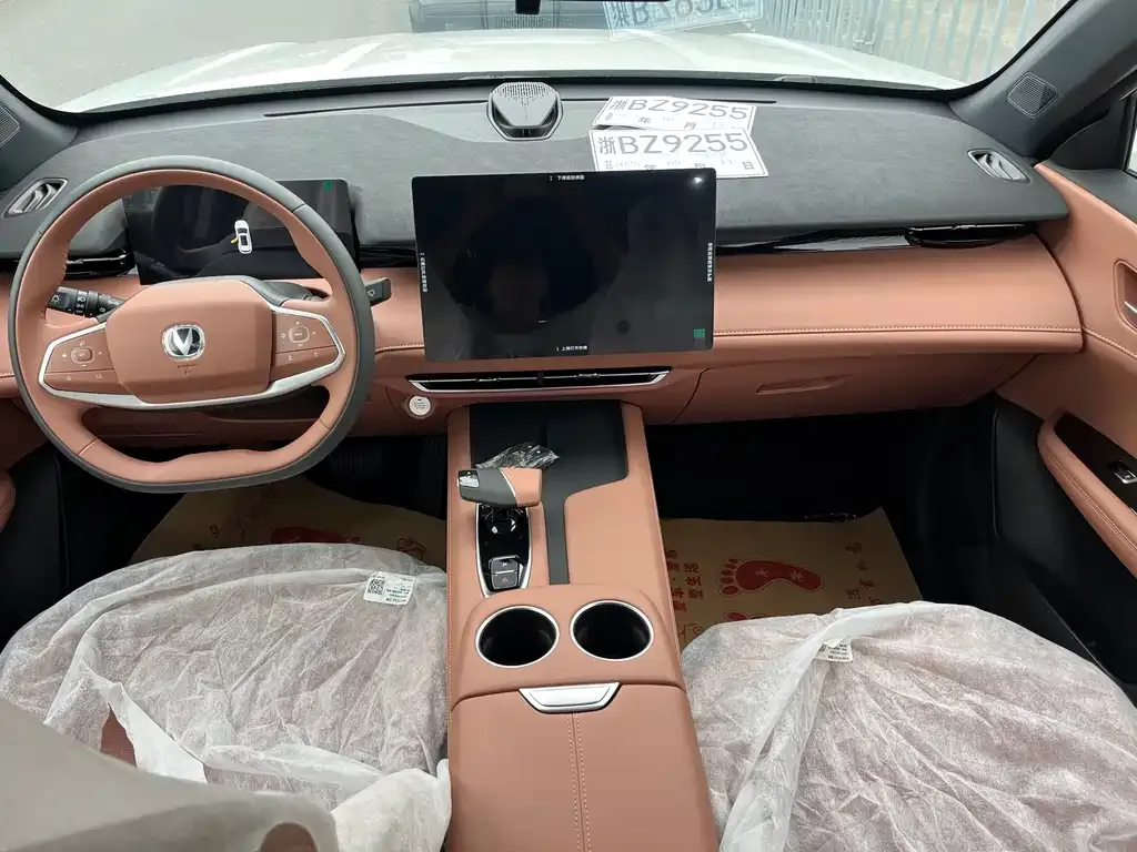 Changan UNI-Z 2025 из CN, фото 6