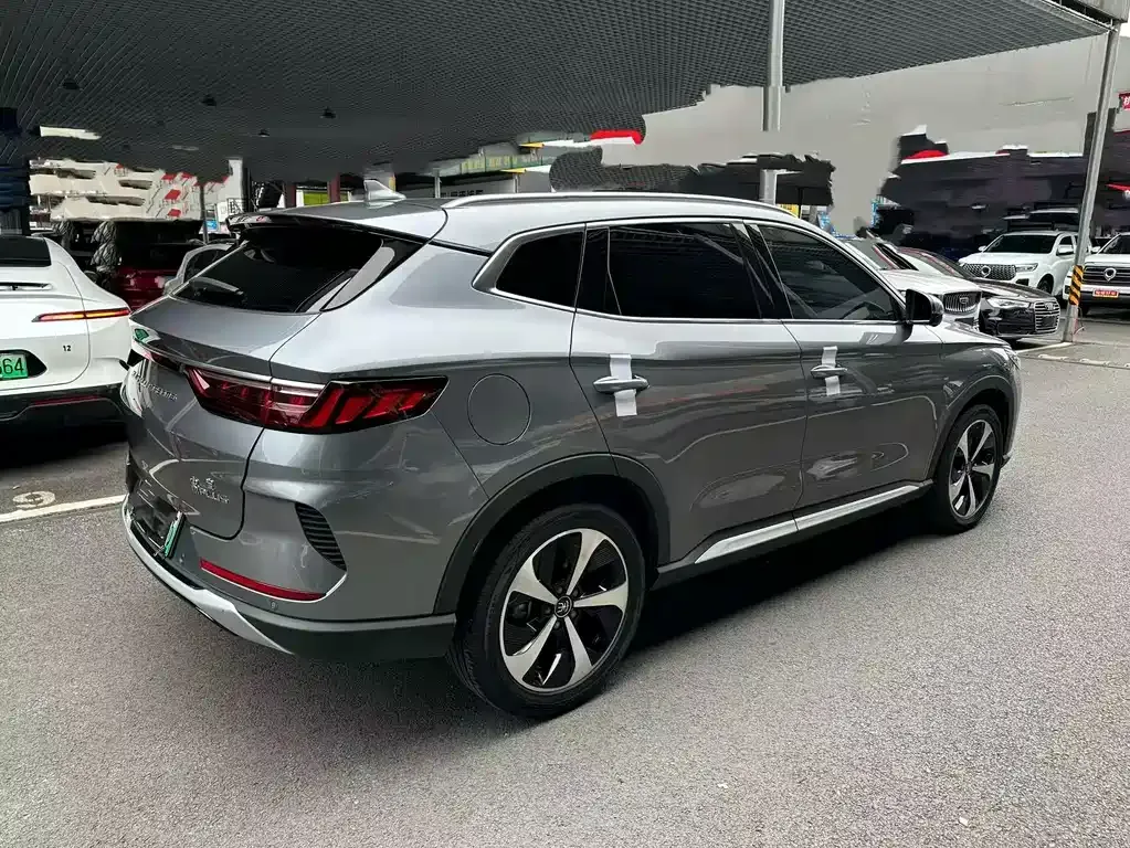 BYD PLUS New Energy — фото 9