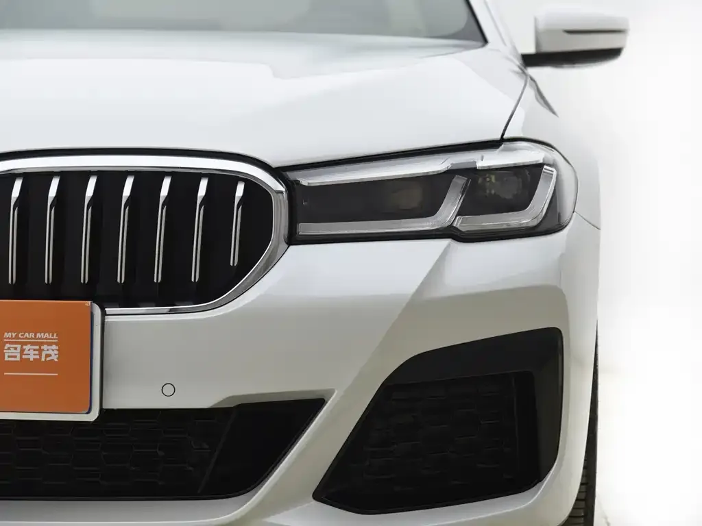 BMW 5 Series — фото 2