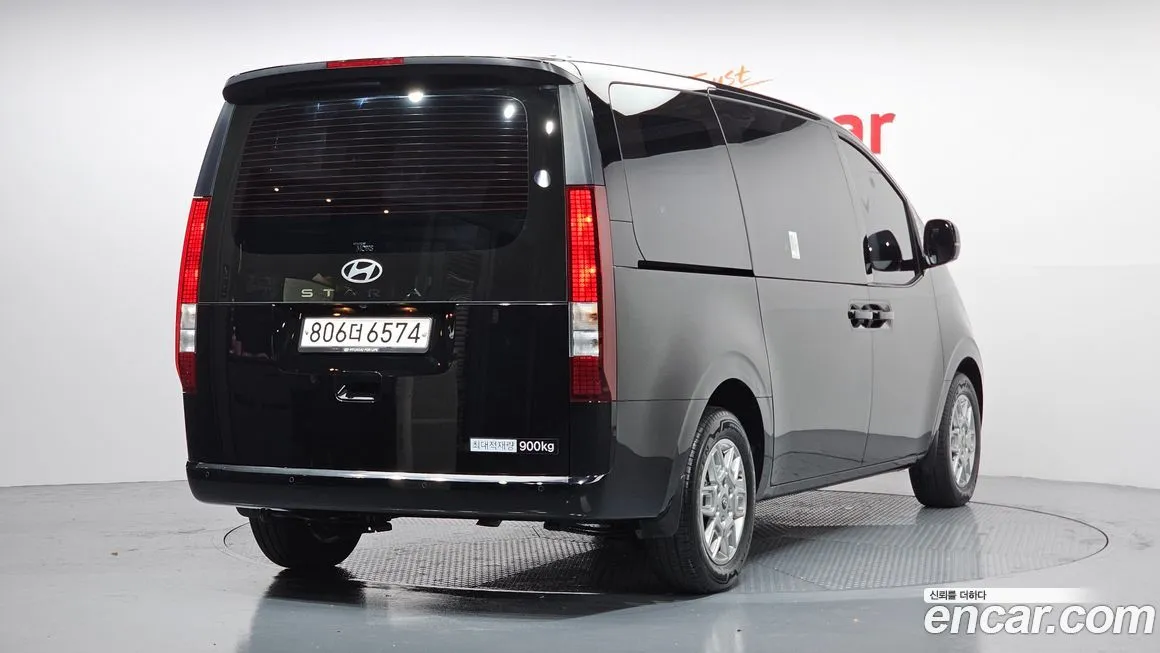 Hyundai Staria — фото 2