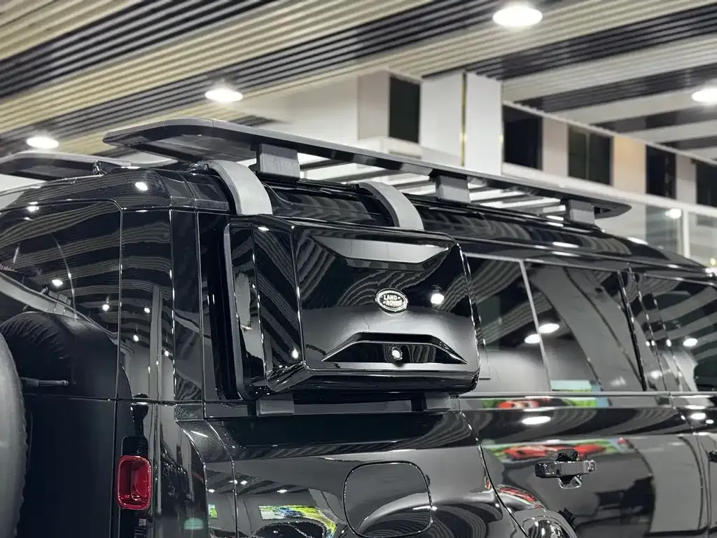 Land Rover Defender — фото 8