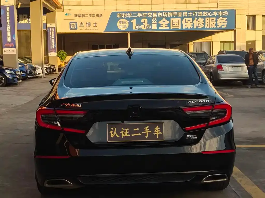 Honda Accord — фото 4
