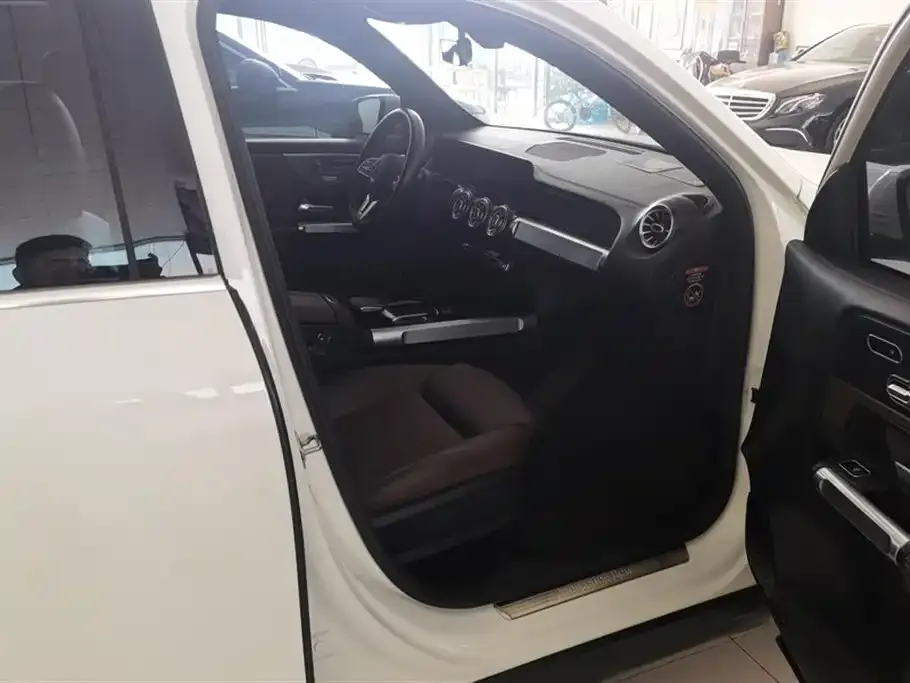 Mercedes-Benz GLB 2021 из CN, фото 8