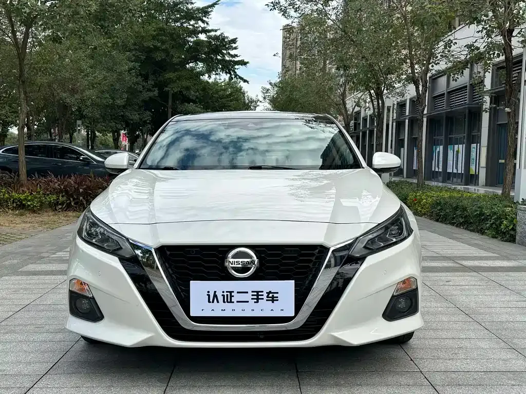Nissan Teana — фото 2