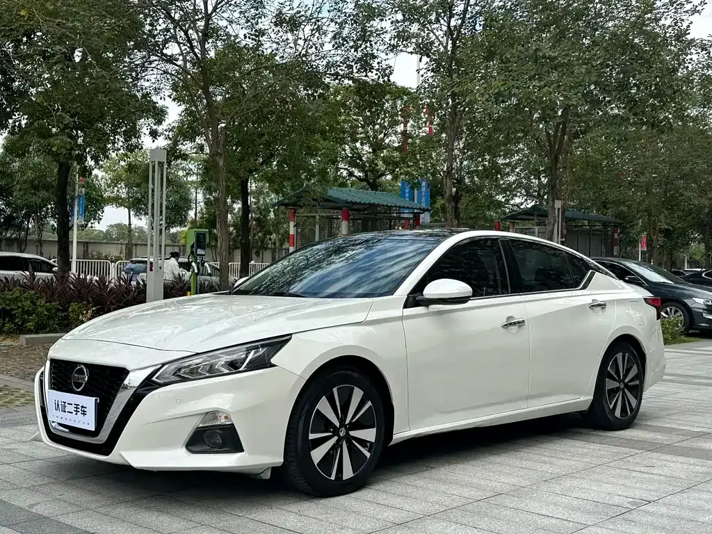 Nissan Teana — фото 3