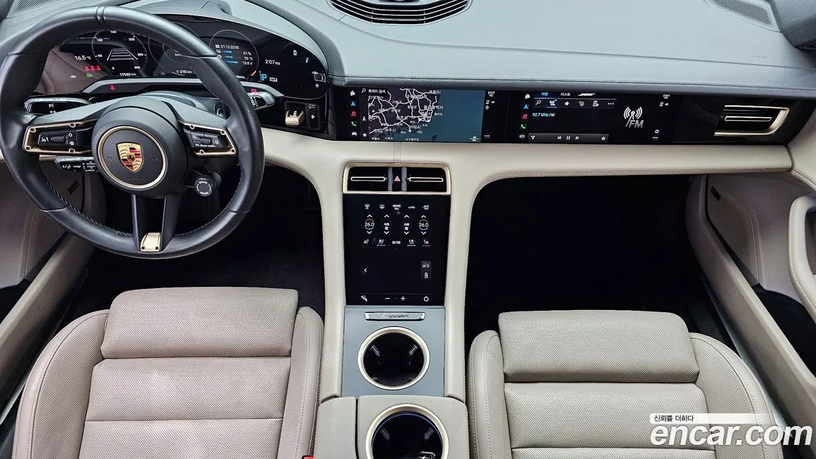 Porsche Taycan 2024 из KR, фото 7